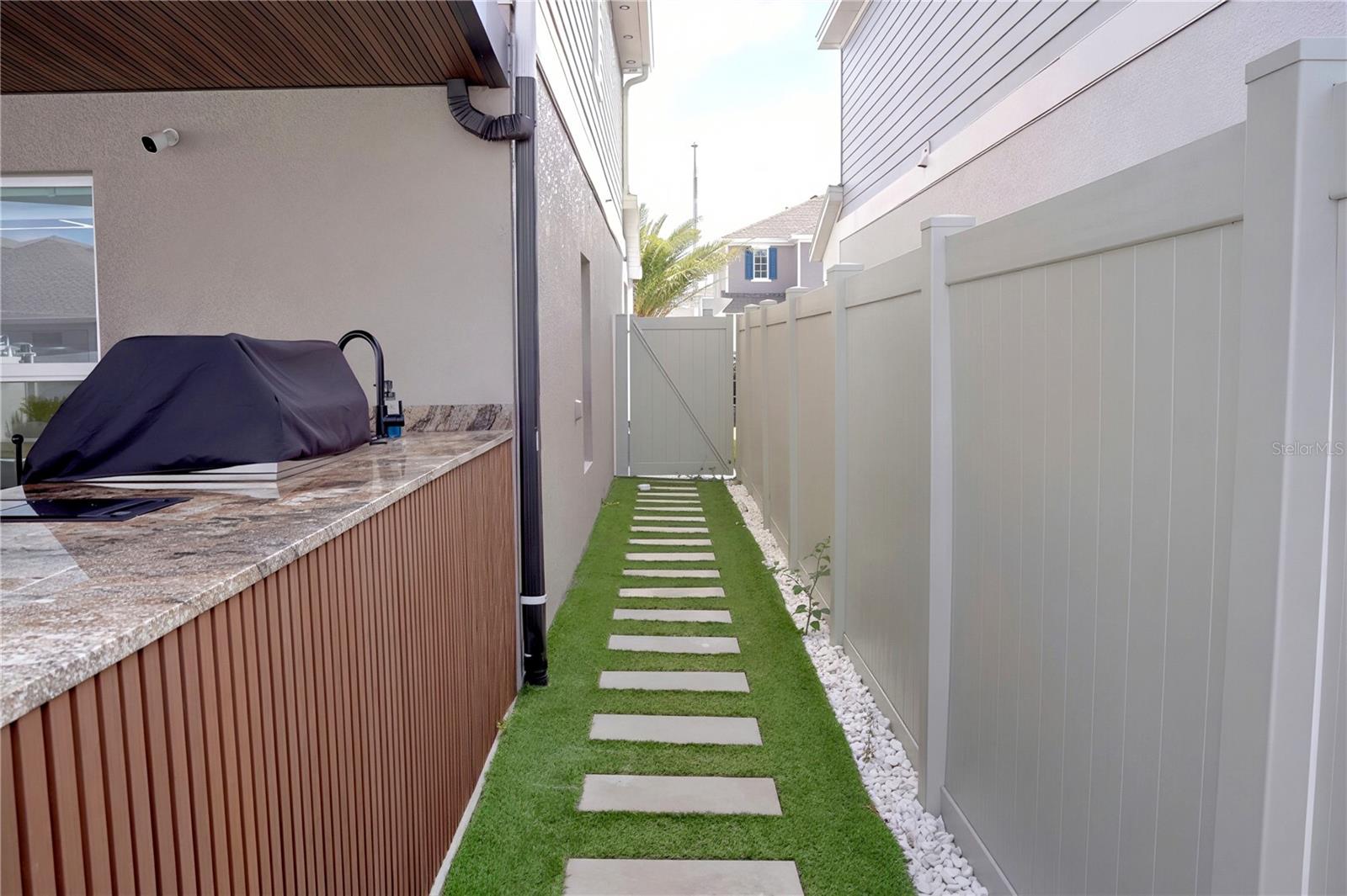 CASCADES PH 1A & 1B - Residential