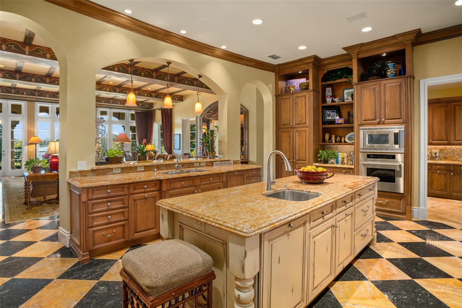 ISLEWORTH - Residential