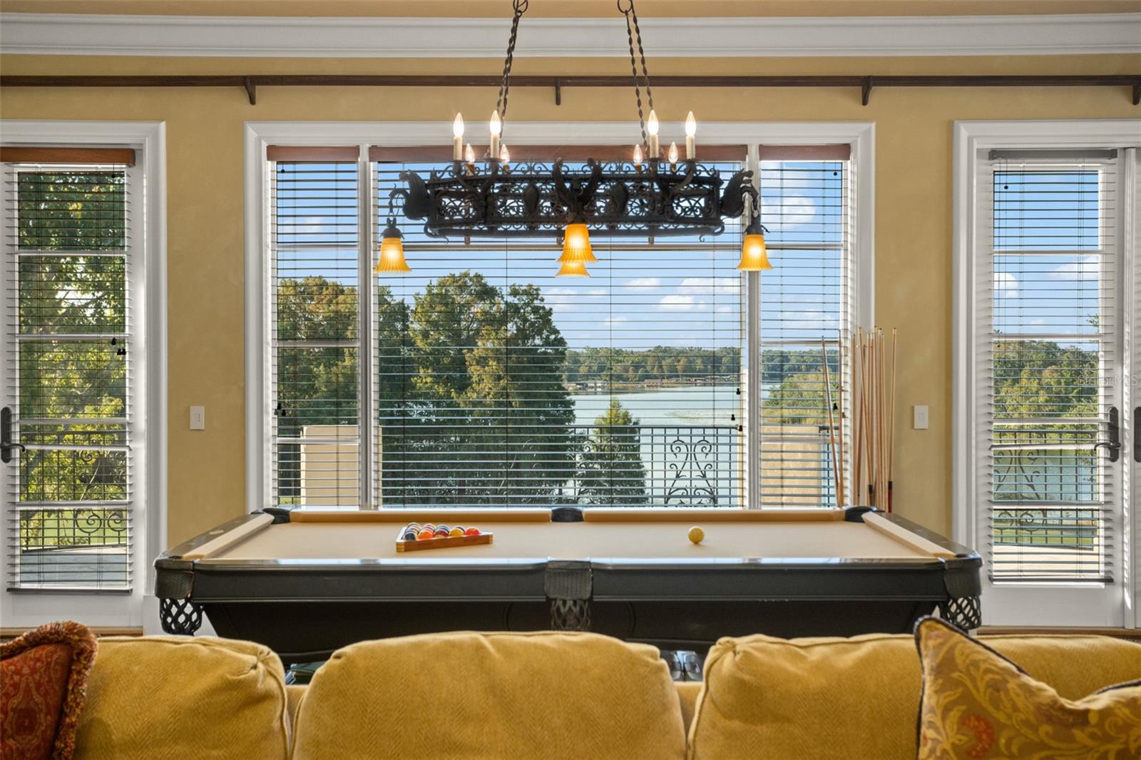 ISLEWORTH - Residential