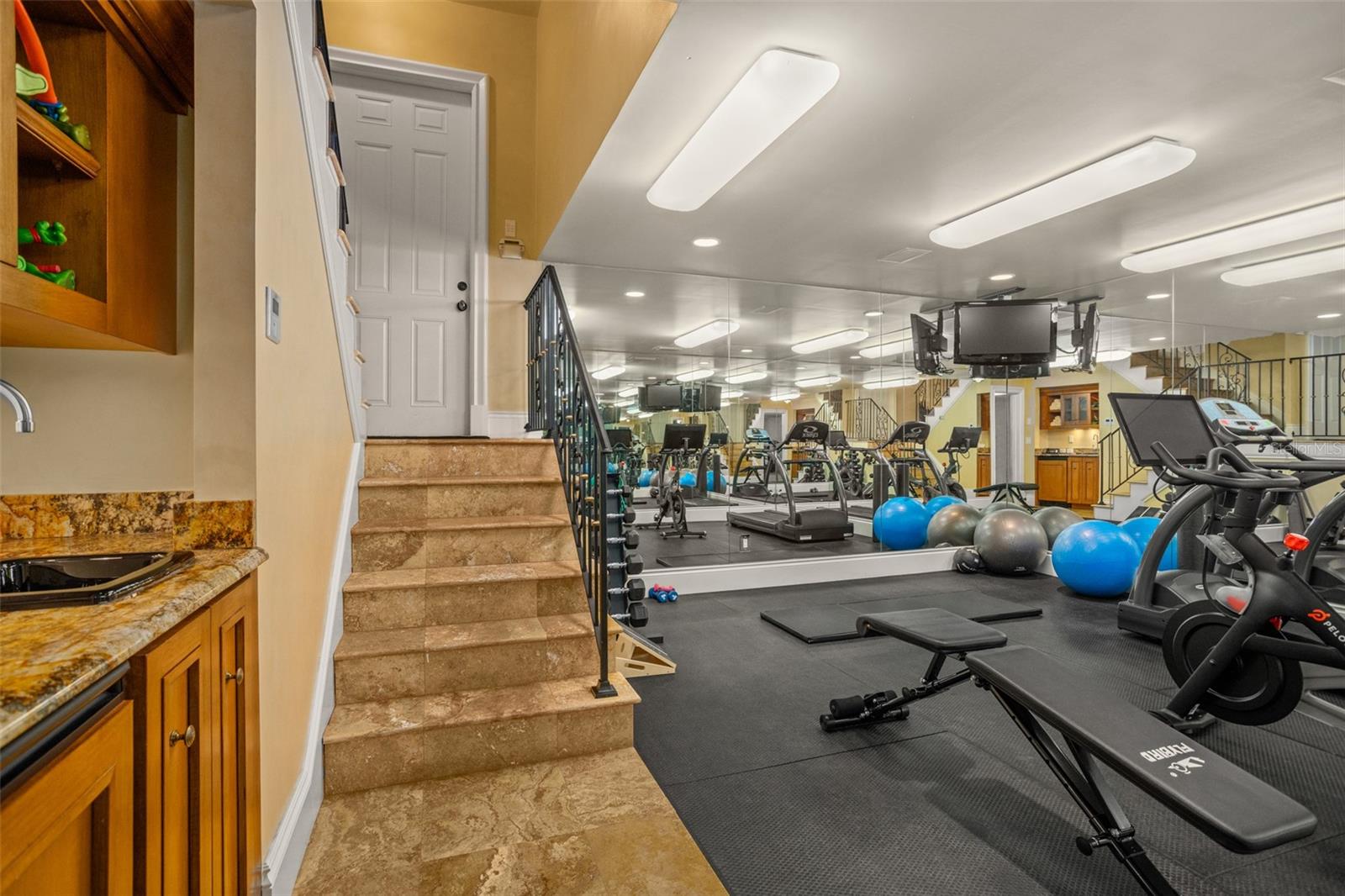 ISLEWORTH - Residential