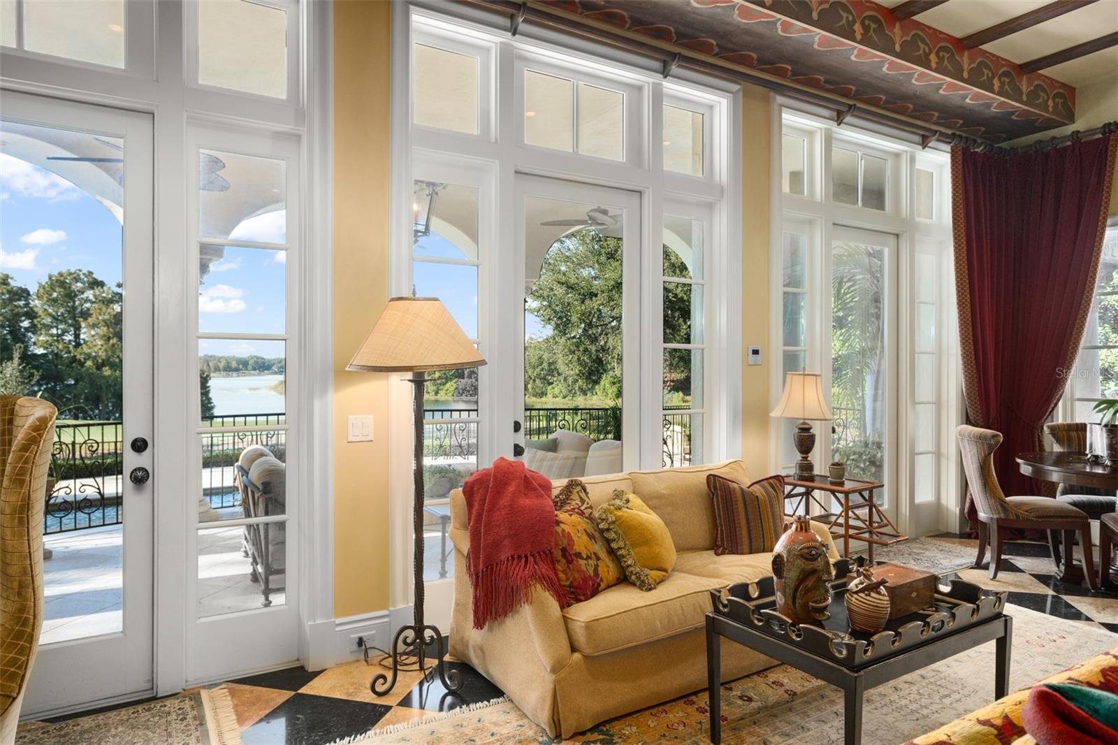 ISLEWORTH - Residential