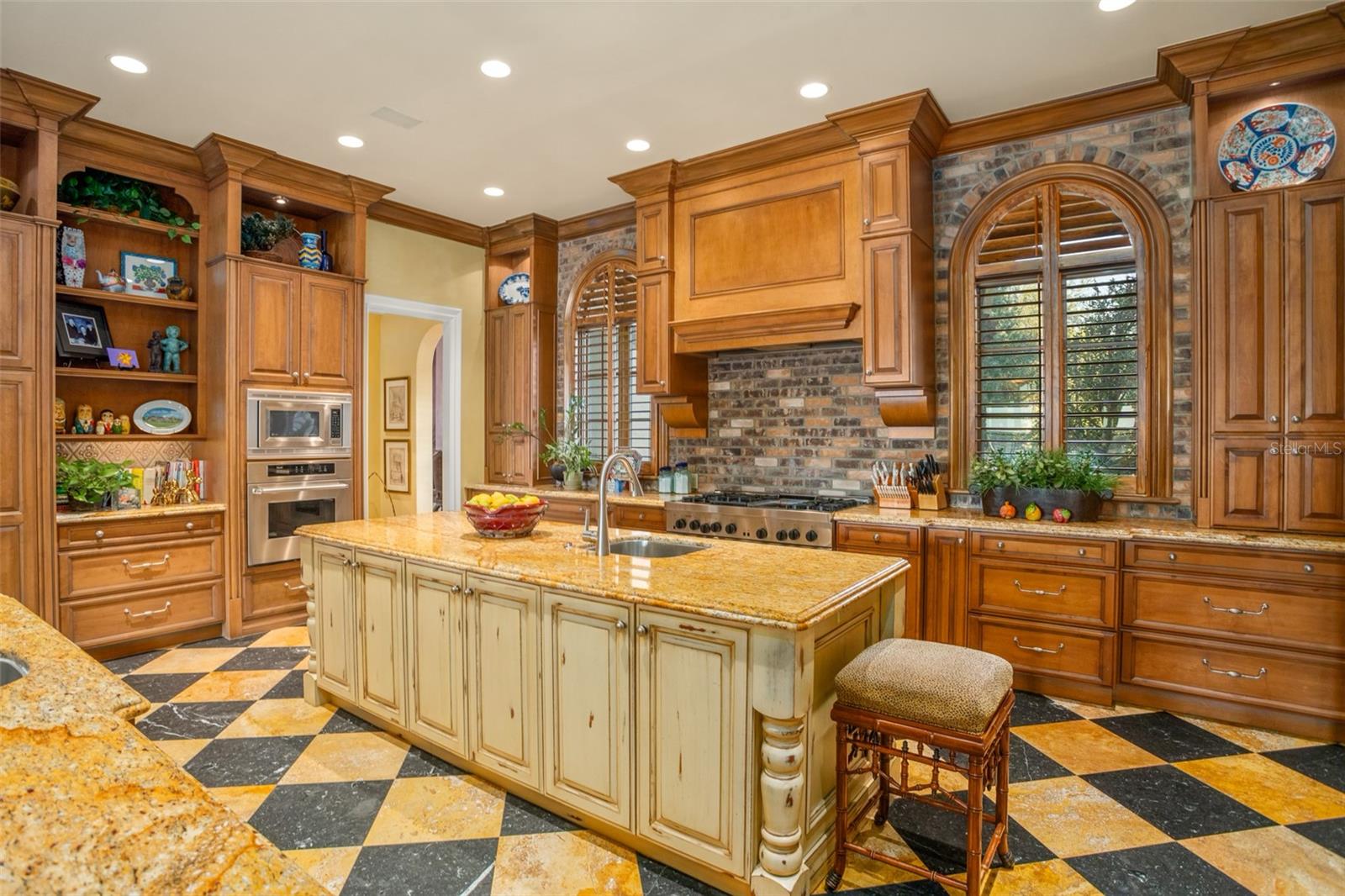 ISLEWORTH - Residential