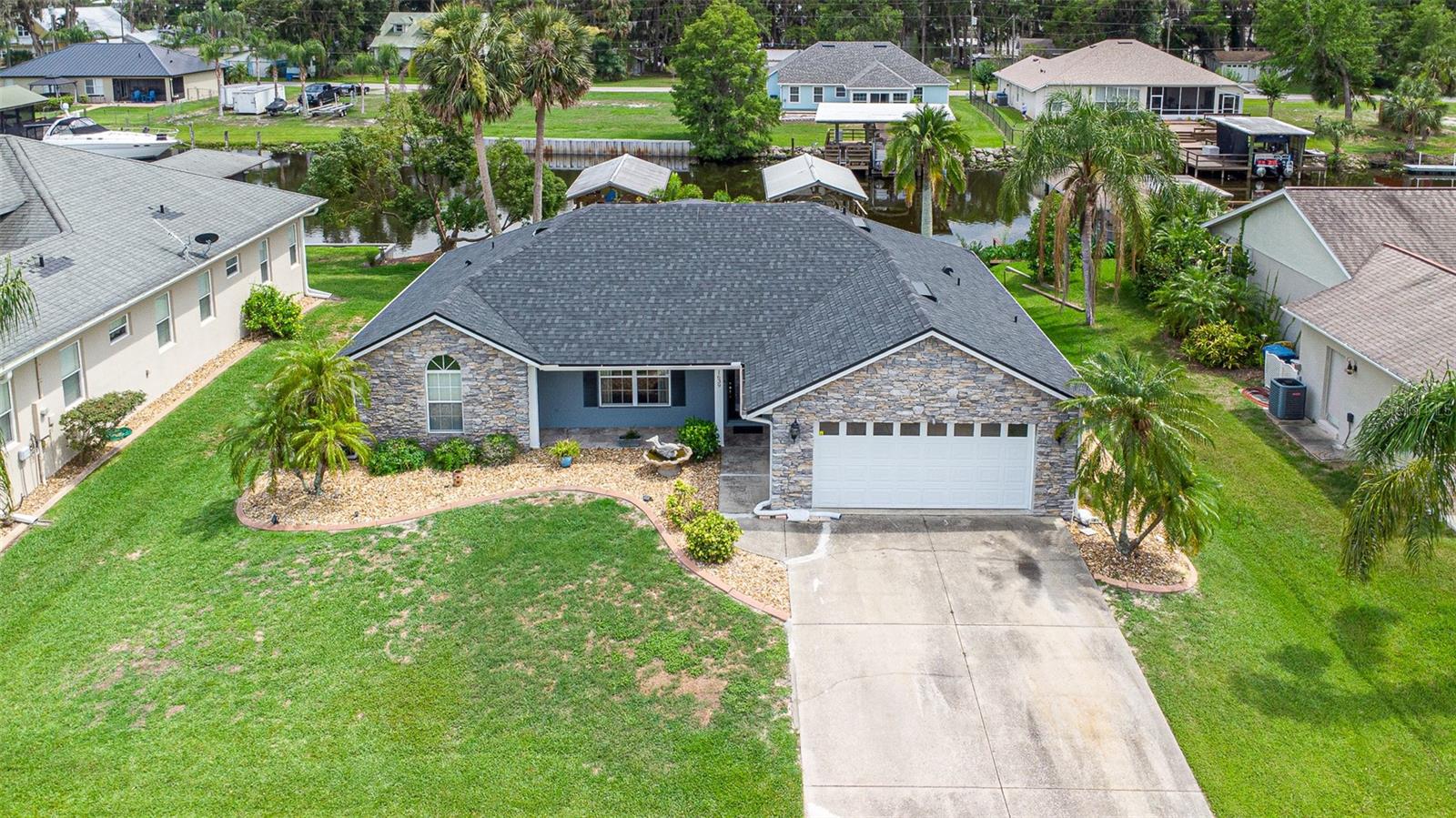 1639 YELLOW BRICK ROAD