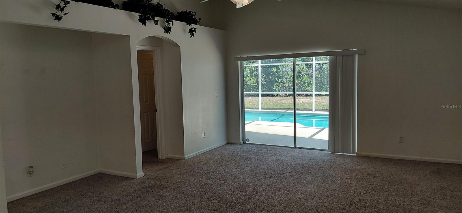 WESTON HILLS SUB - Residential