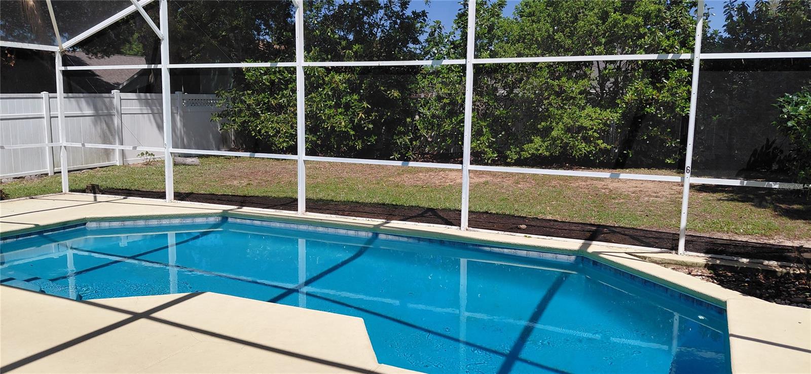 WESTON HILLS SUB - Residential