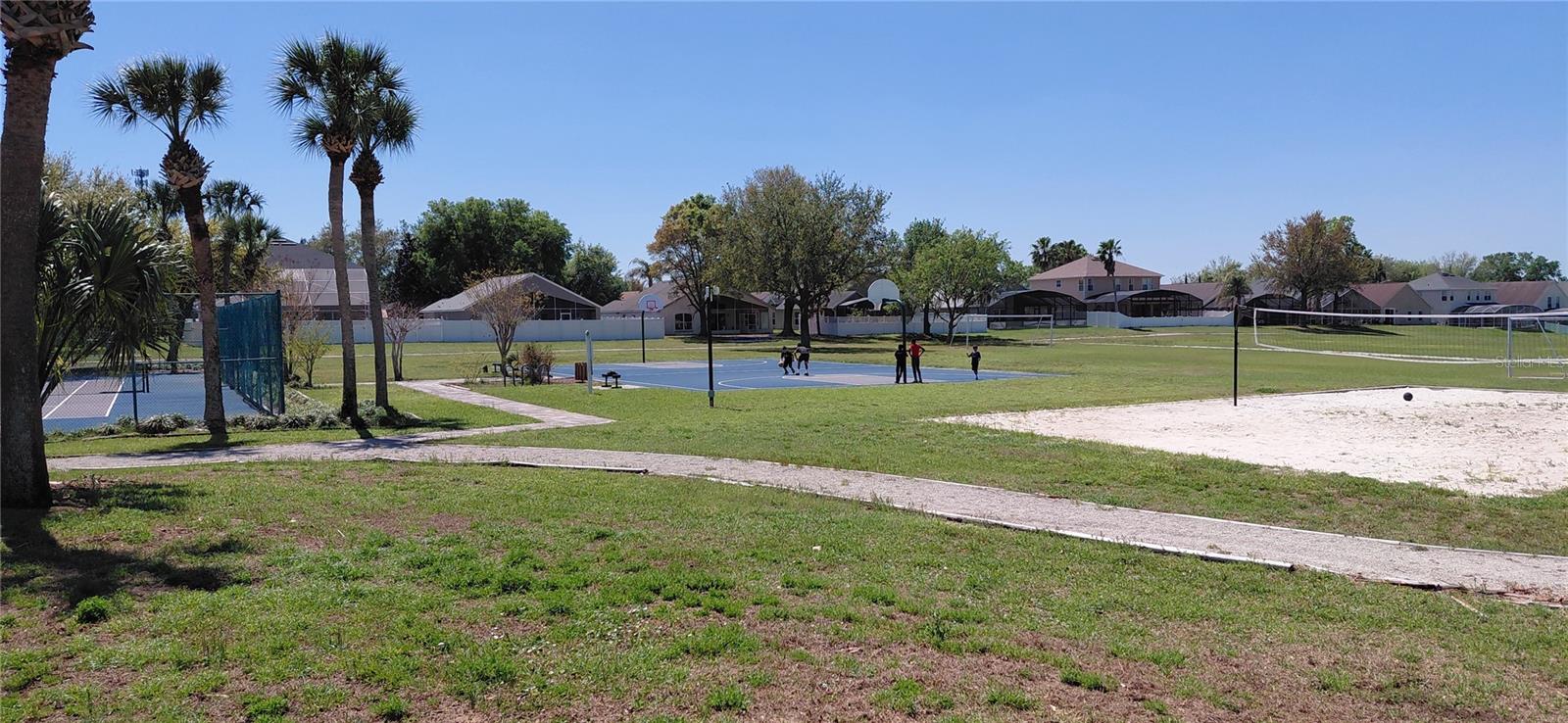 WESTON HILLS SUB - Residential