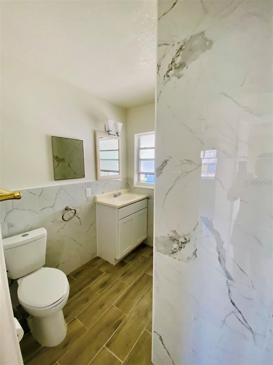 BROADMOOR PARK REV - Residential