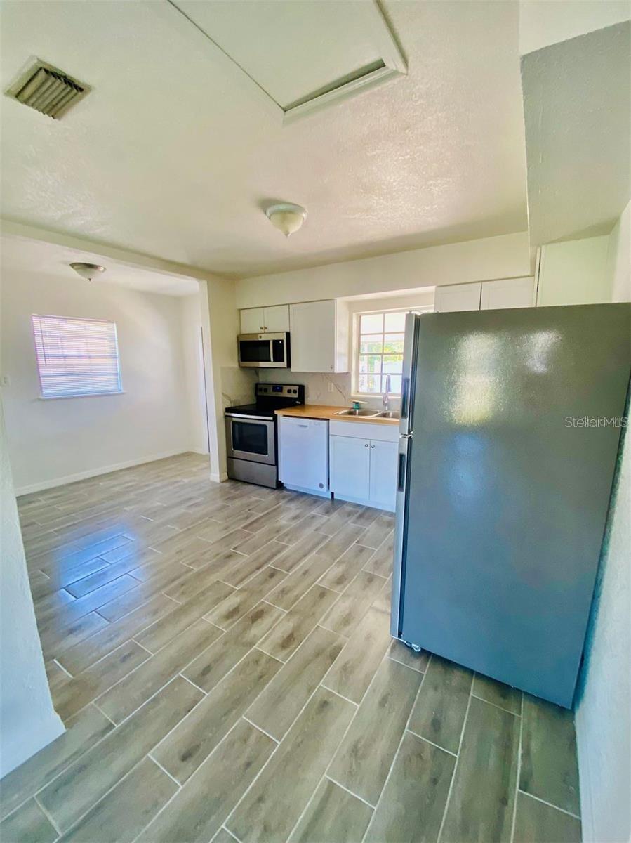 BROADMOOR PARK REV - Residential