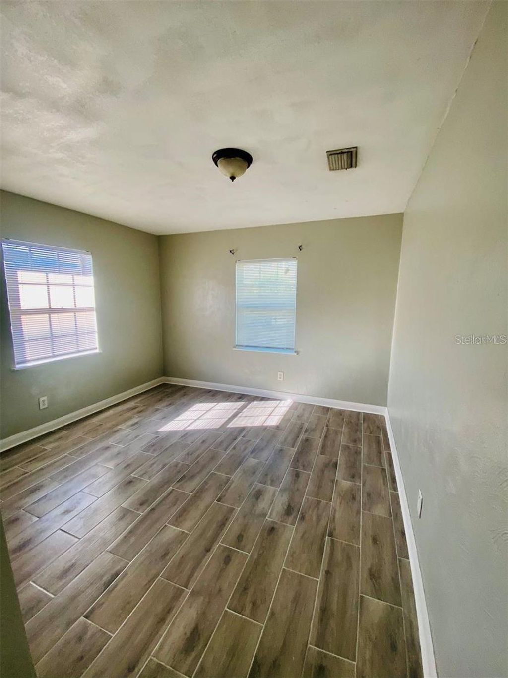 Photo of 4114 W Cass Street, Tampa, FL 33609 (MLS # TB8482986)