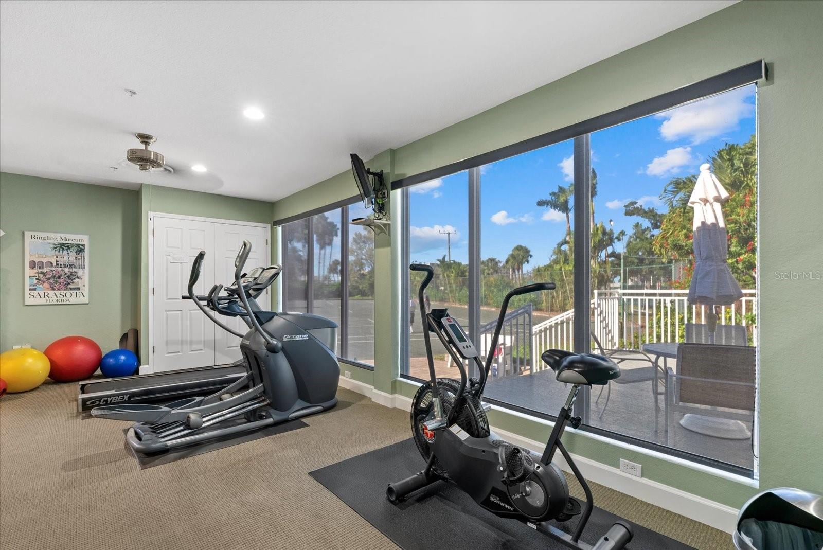 DOLPHIN BAY-SIESTA KEY SEC A - Residential