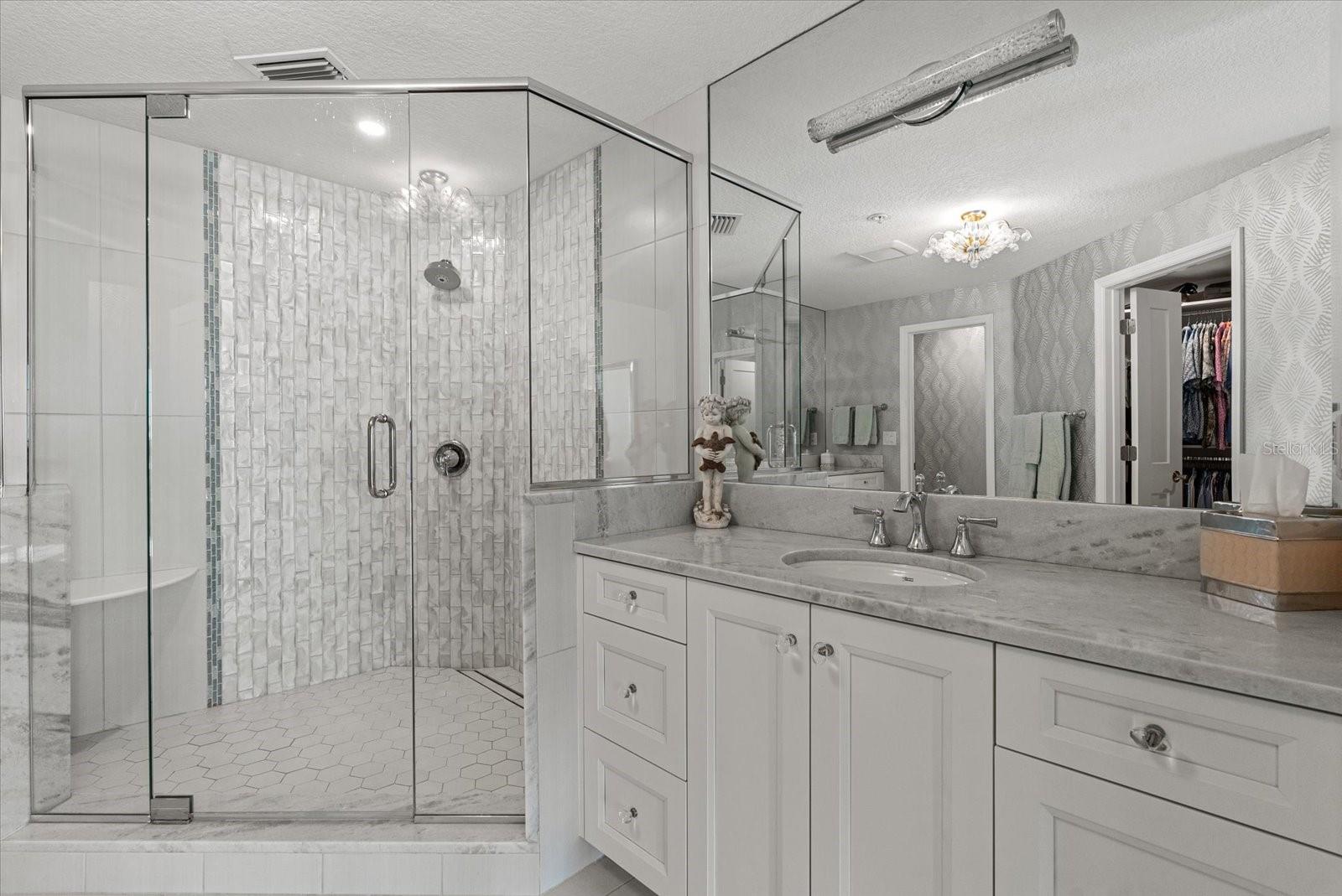 DOLPHIN BAY-SIESTA KEY SEC A - Residential