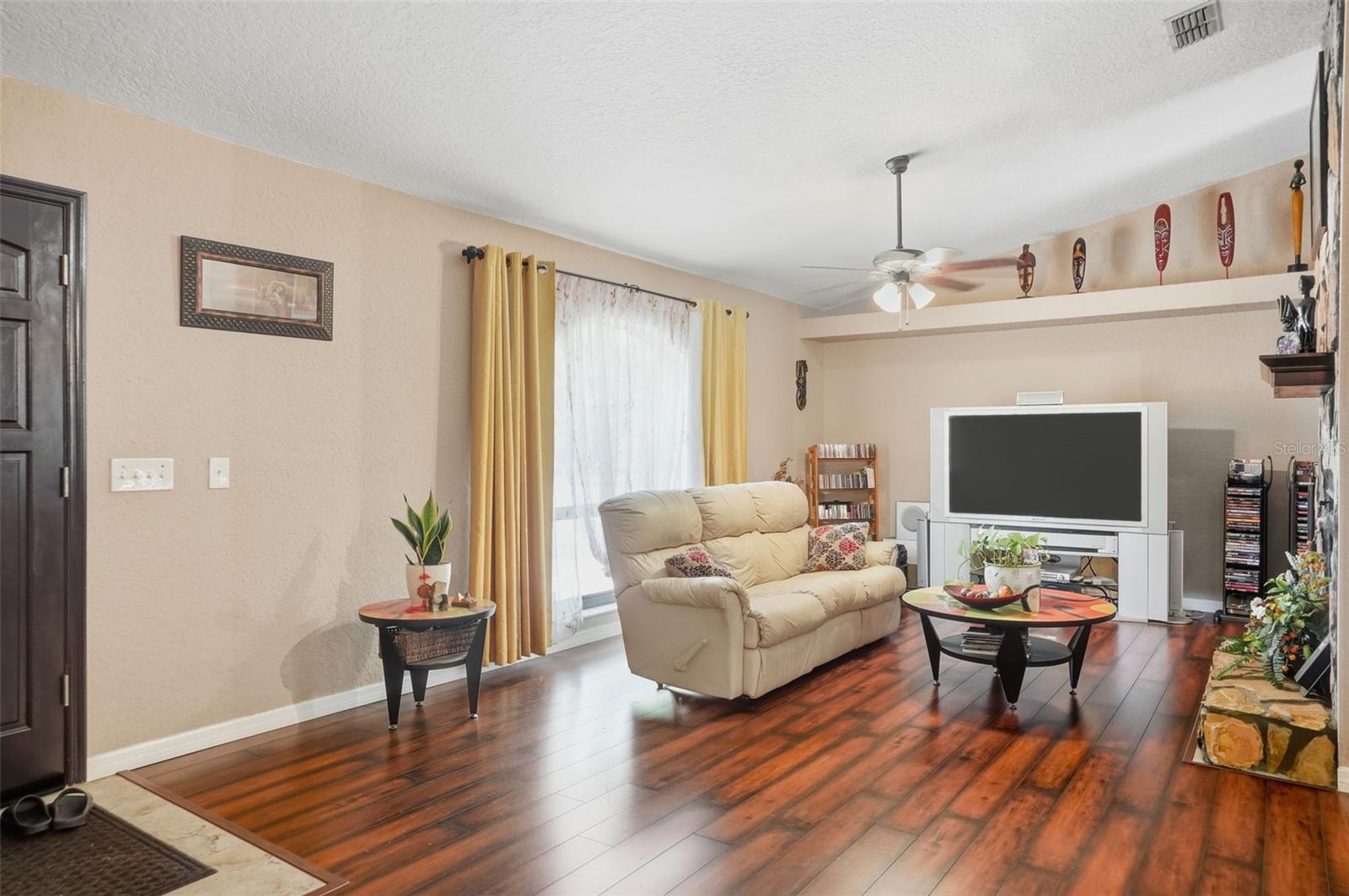 SPRING HILL - Residential