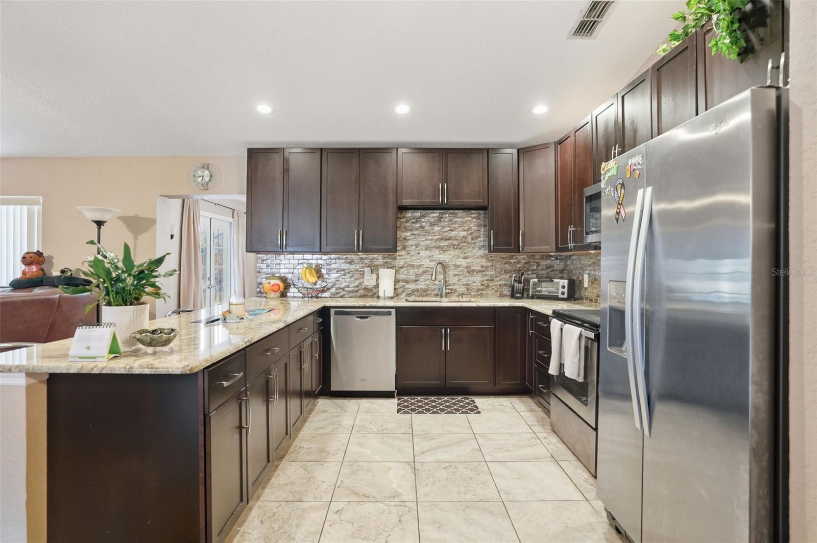 SPRING HILL - Residential