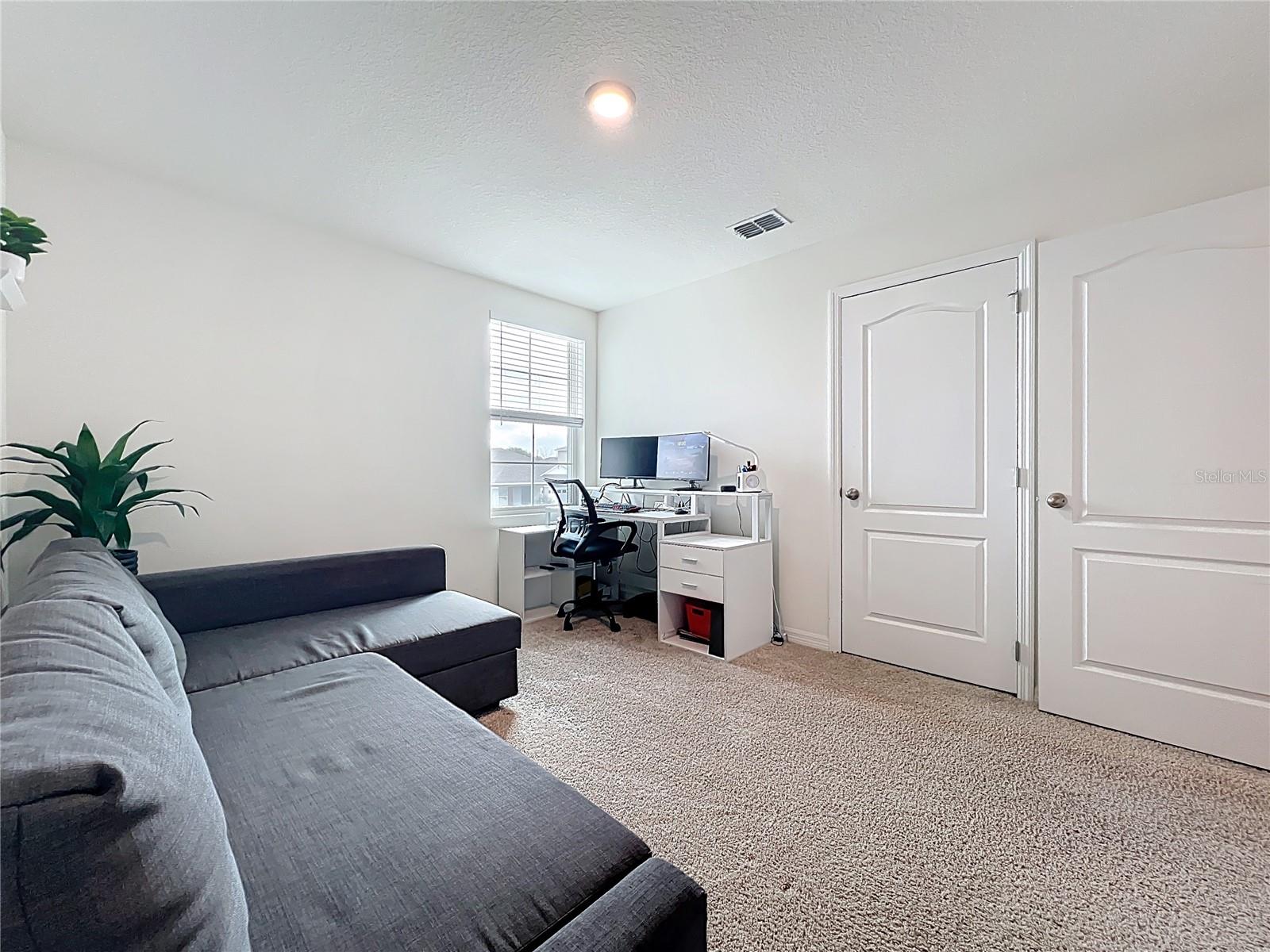 TIMBERWALAKE PH 1 - Residential