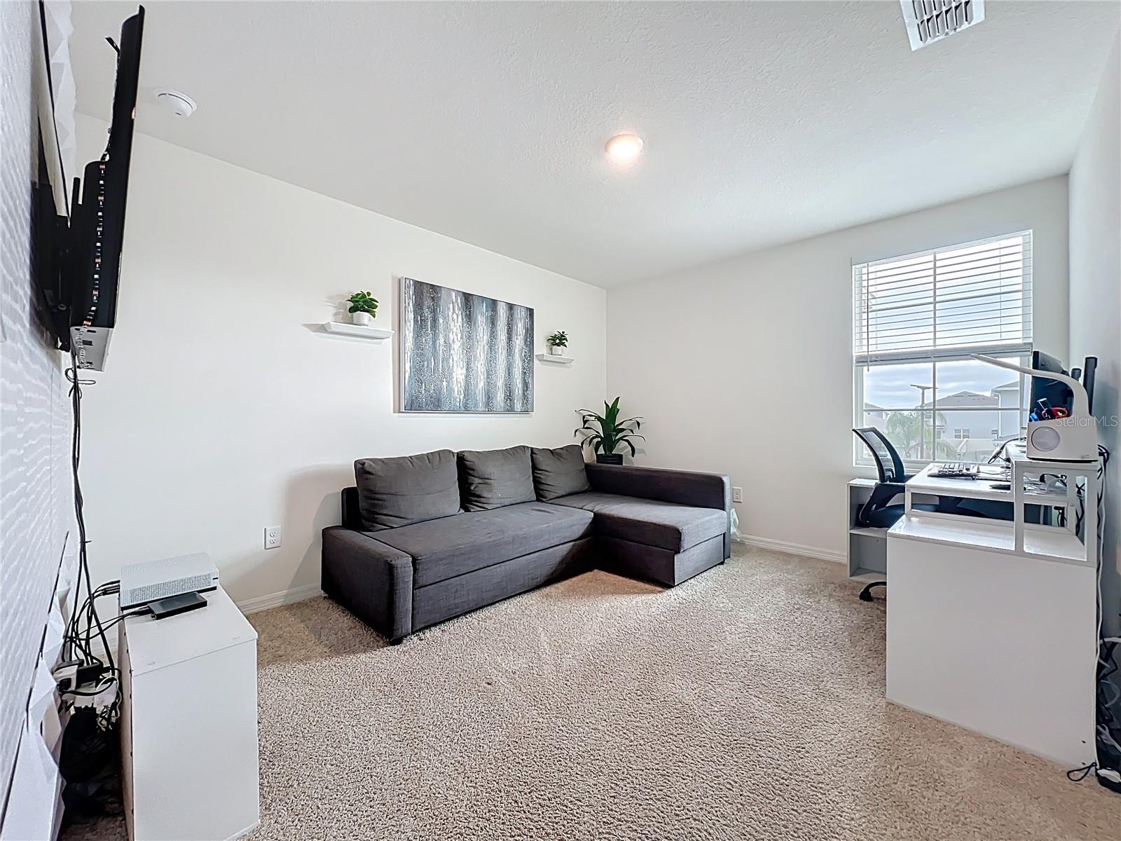 TIMBERWALAKE PH 1 - Residential