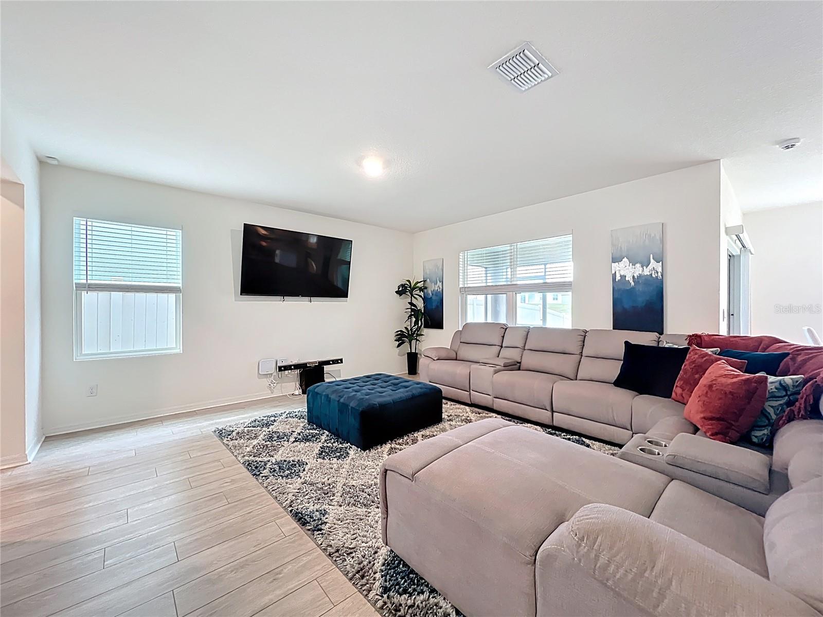 TIMBERWALAKE PH 1 - Residential