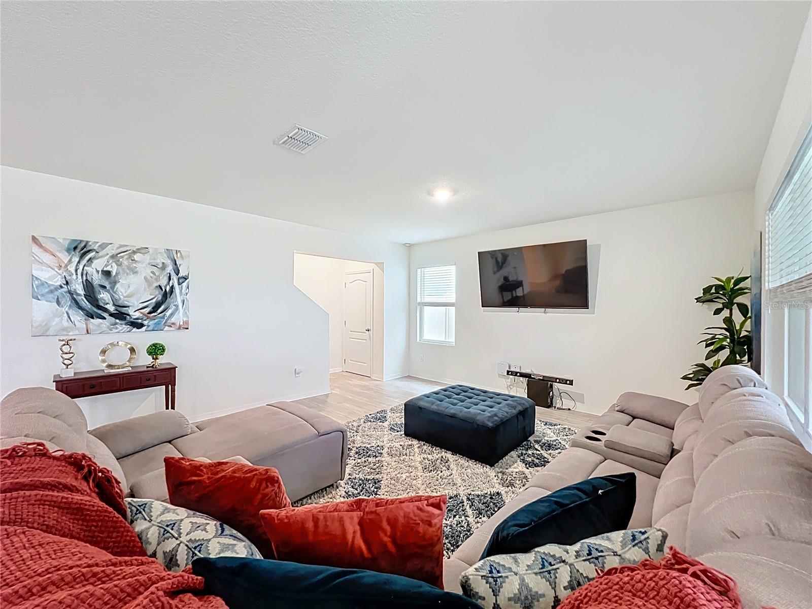 TIMBERWALAKE PH 1 - Residential