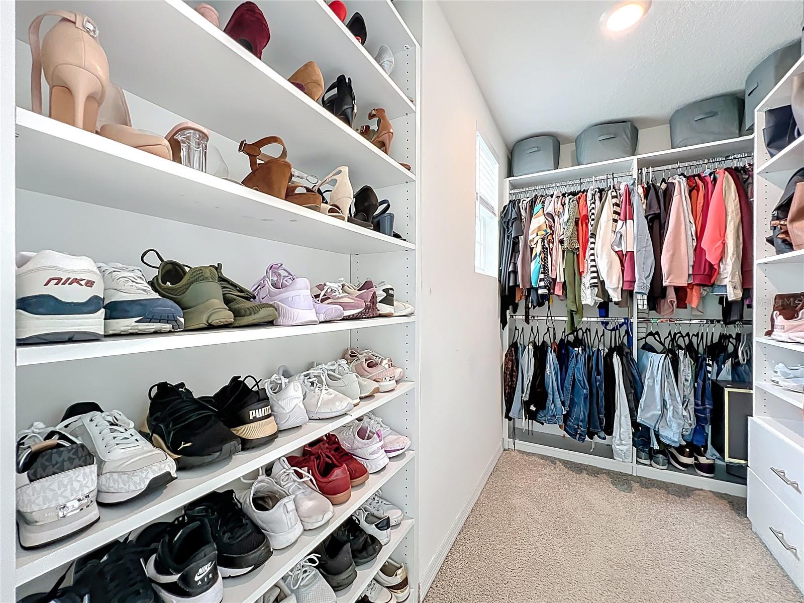 TIMBERWALAKE PH 1 - Residential