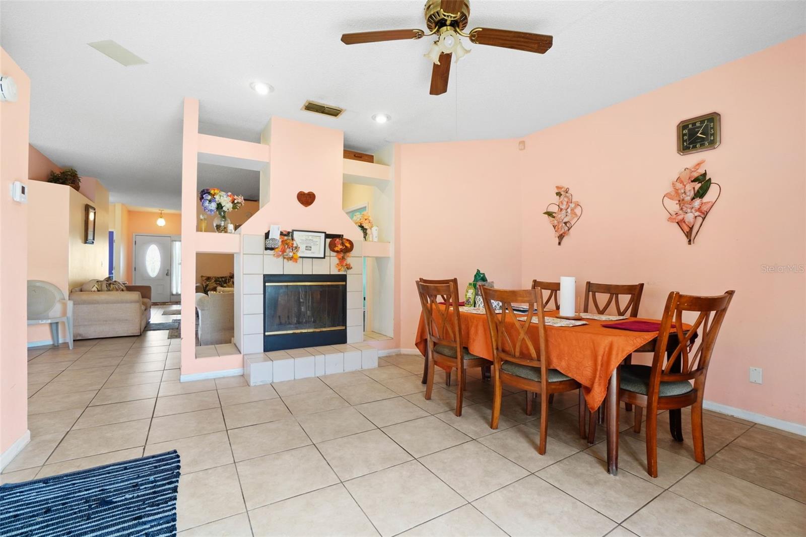 HOLDEN RIDGE - Residential