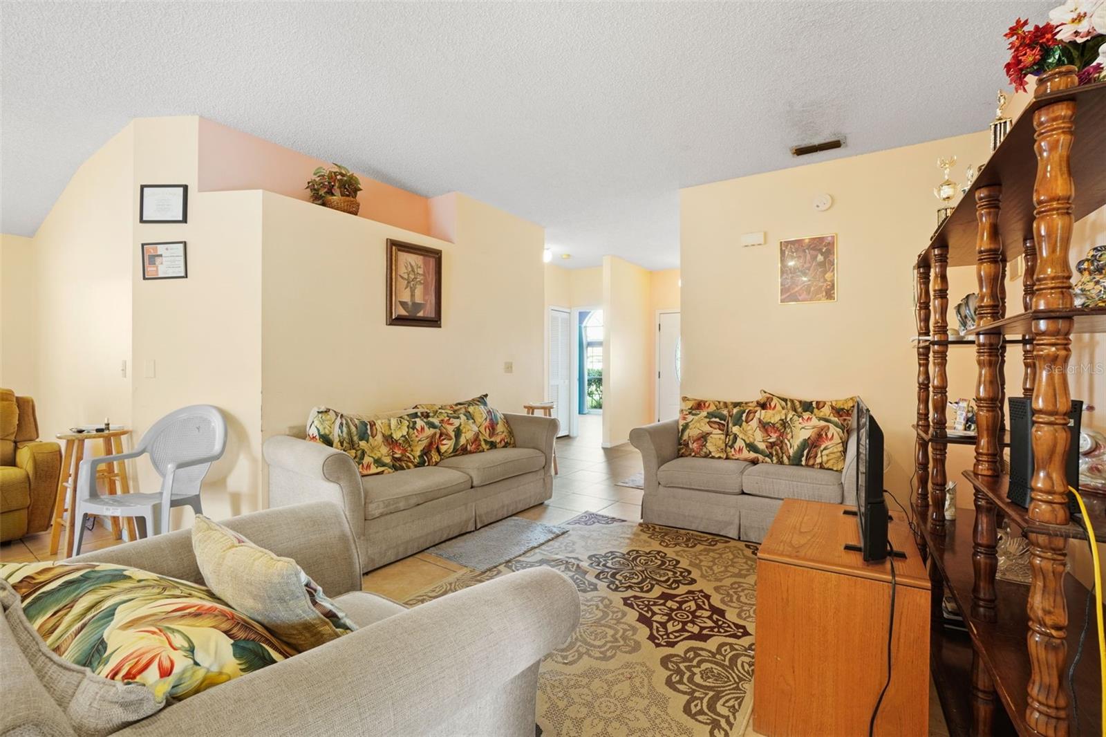 HOLDEN RIDGE - Residential