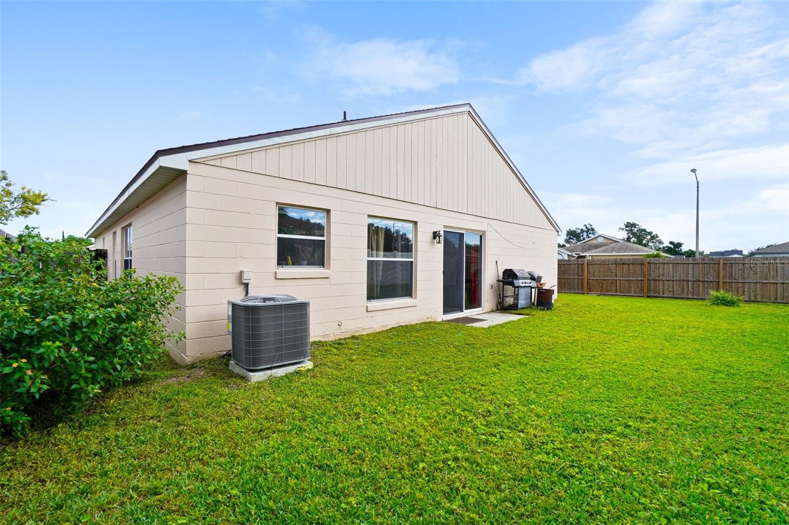 HOLDEN RIDGE - Residential