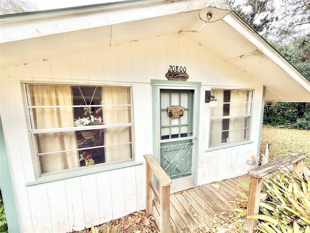 Photo of 20800 NE 146th Terrace, Fort Mccoy, FL 32134 (MLS # G5110872)