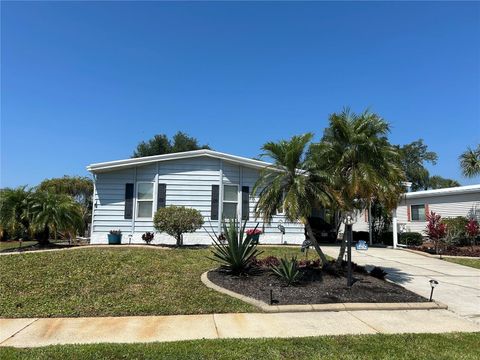 A home in PALMETTO