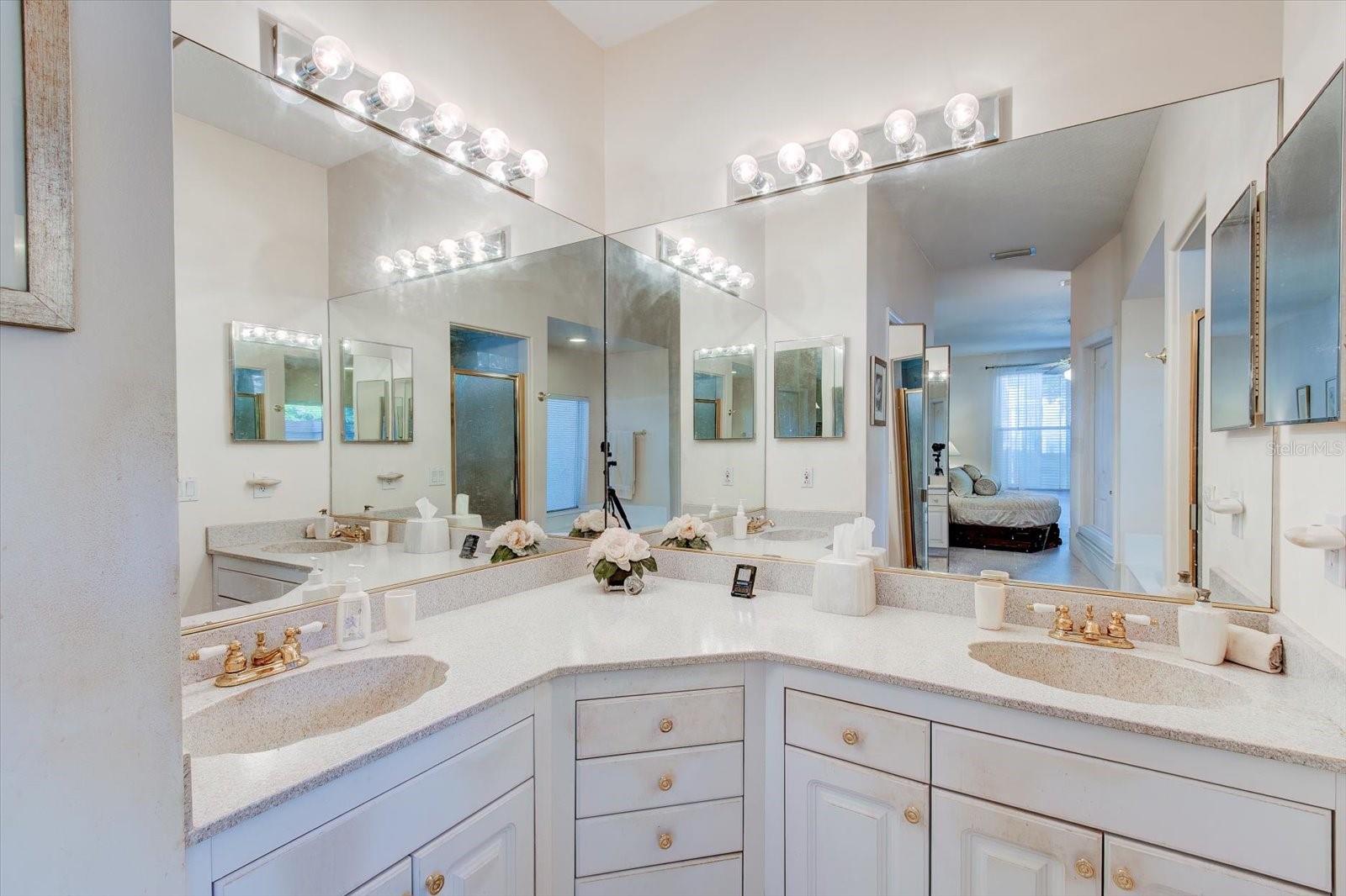 BELLA VISTA AT LA CITA PH 01 - Residential