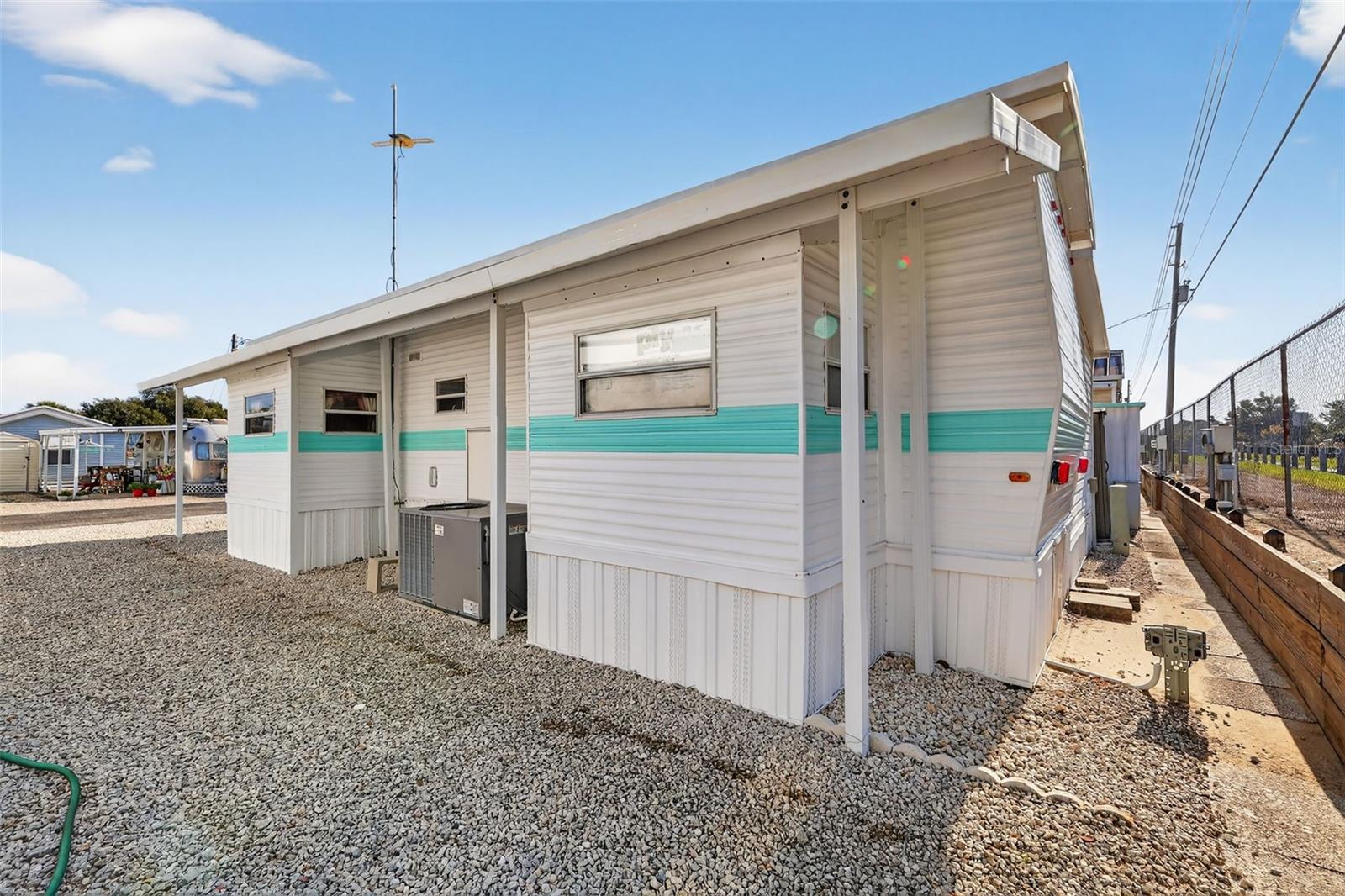 HERE & THERE PALM SHORES RV RESORT - Residential