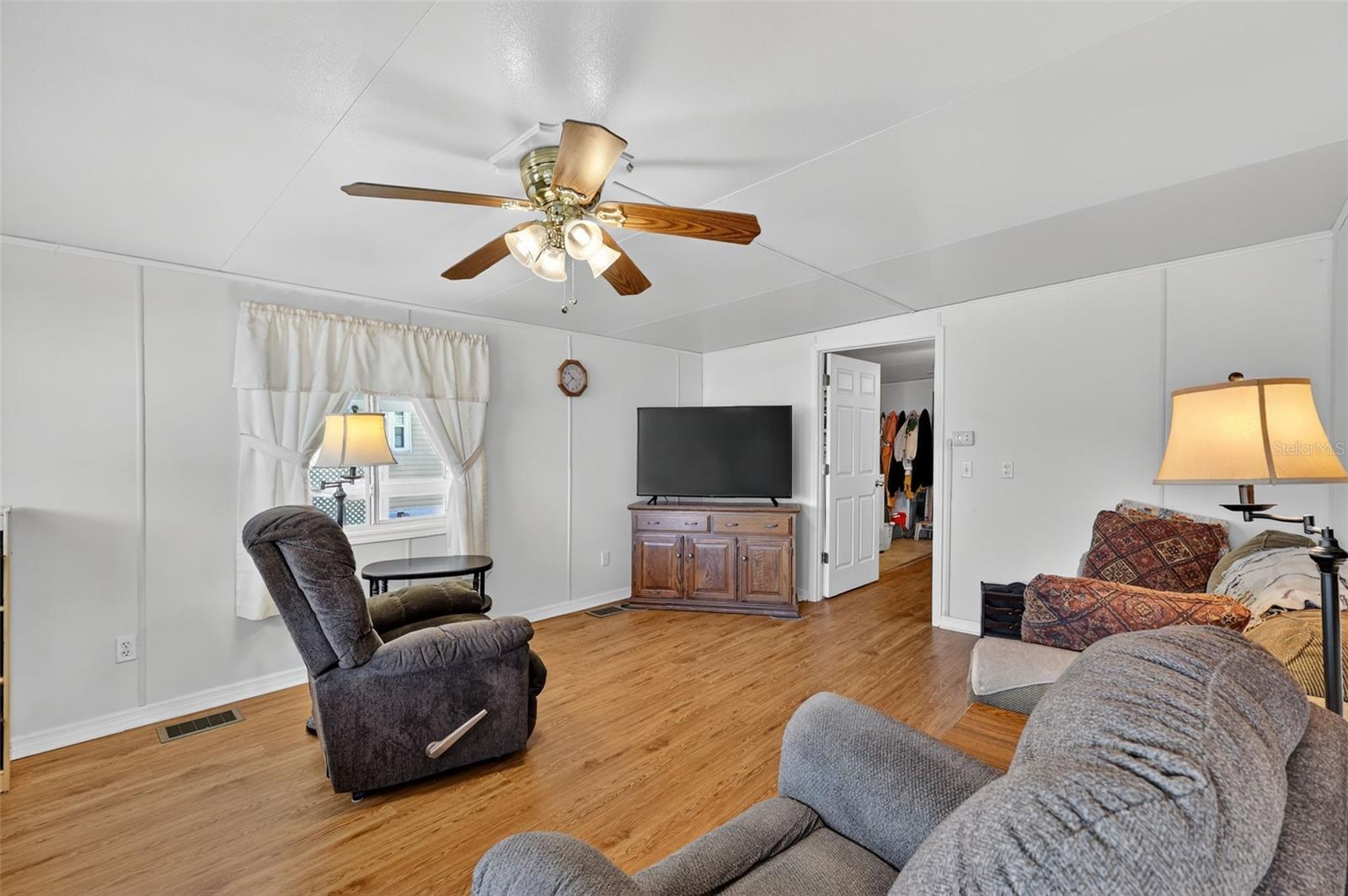 HERE & THERE PALM SHORES RV RESORT - Residential