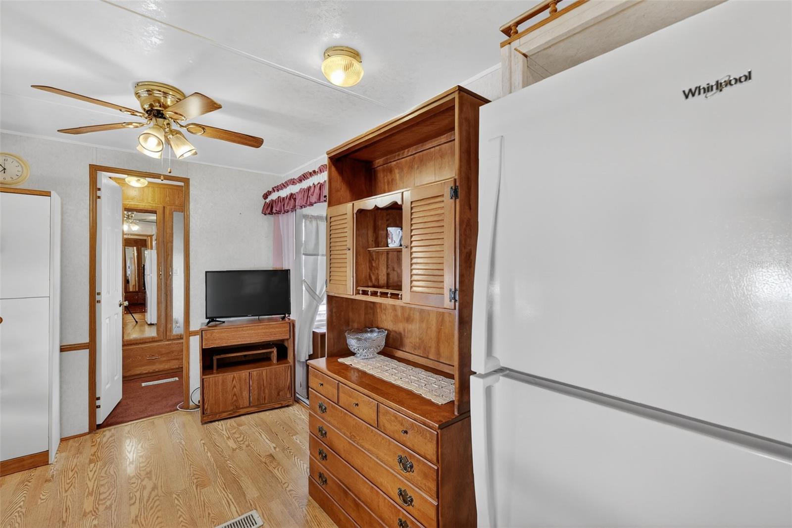 HERE & THERE PALM SHORES RV RESORT - Residential