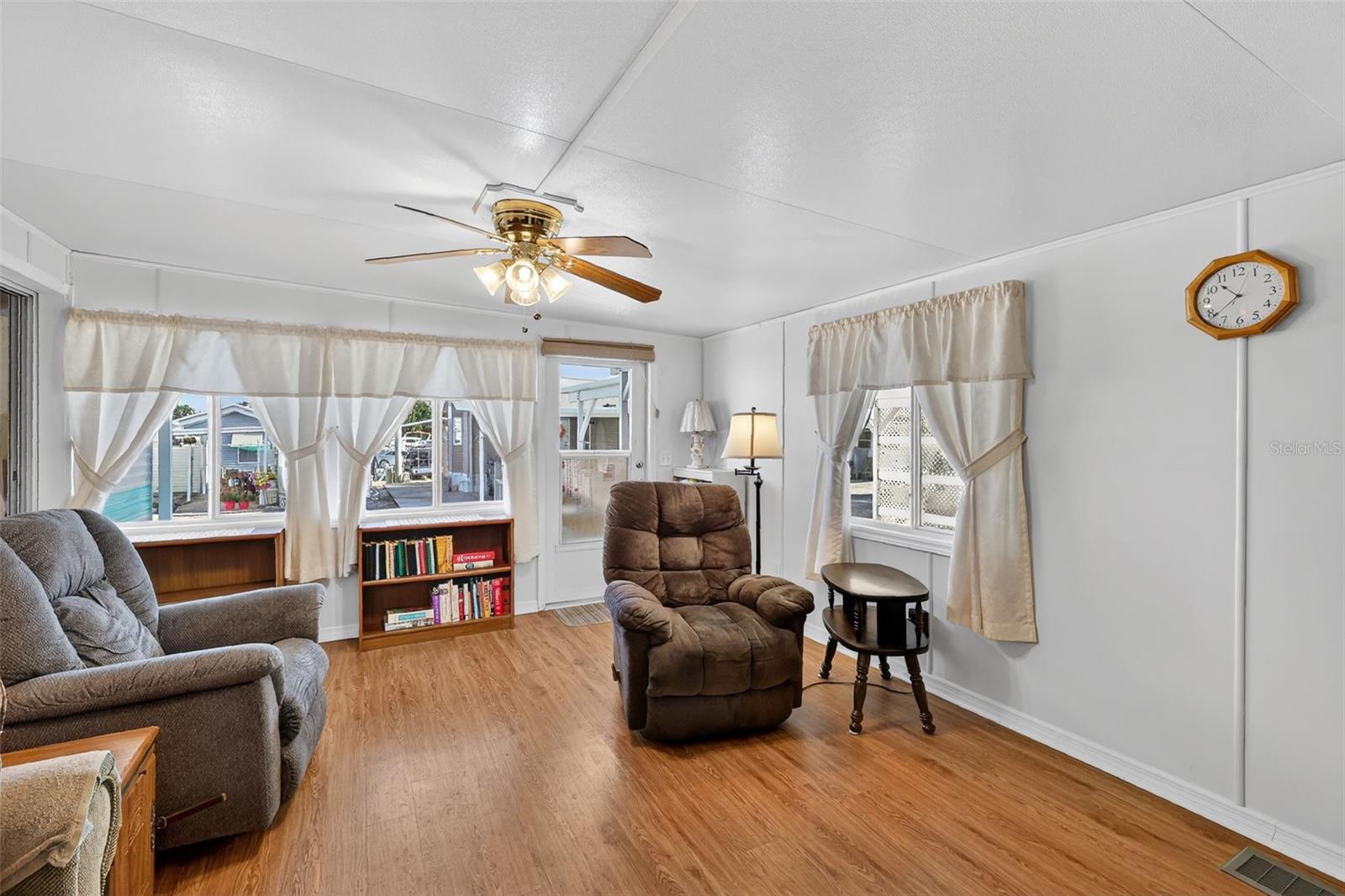 HERE & THERE PALM SHORES RV RESORT - Residential