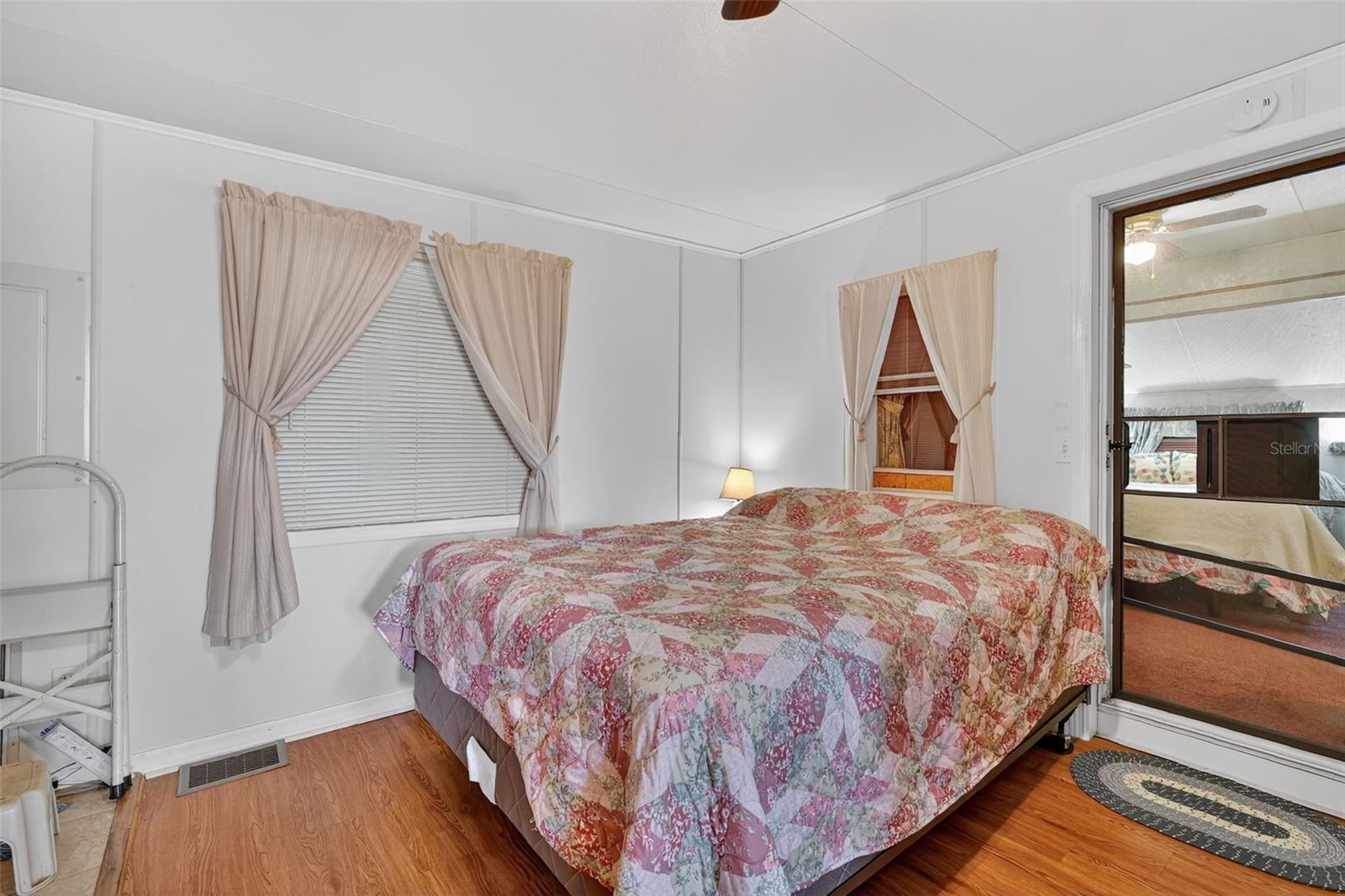 HERE & THERE PALM SHORES RV RESORT - Residential