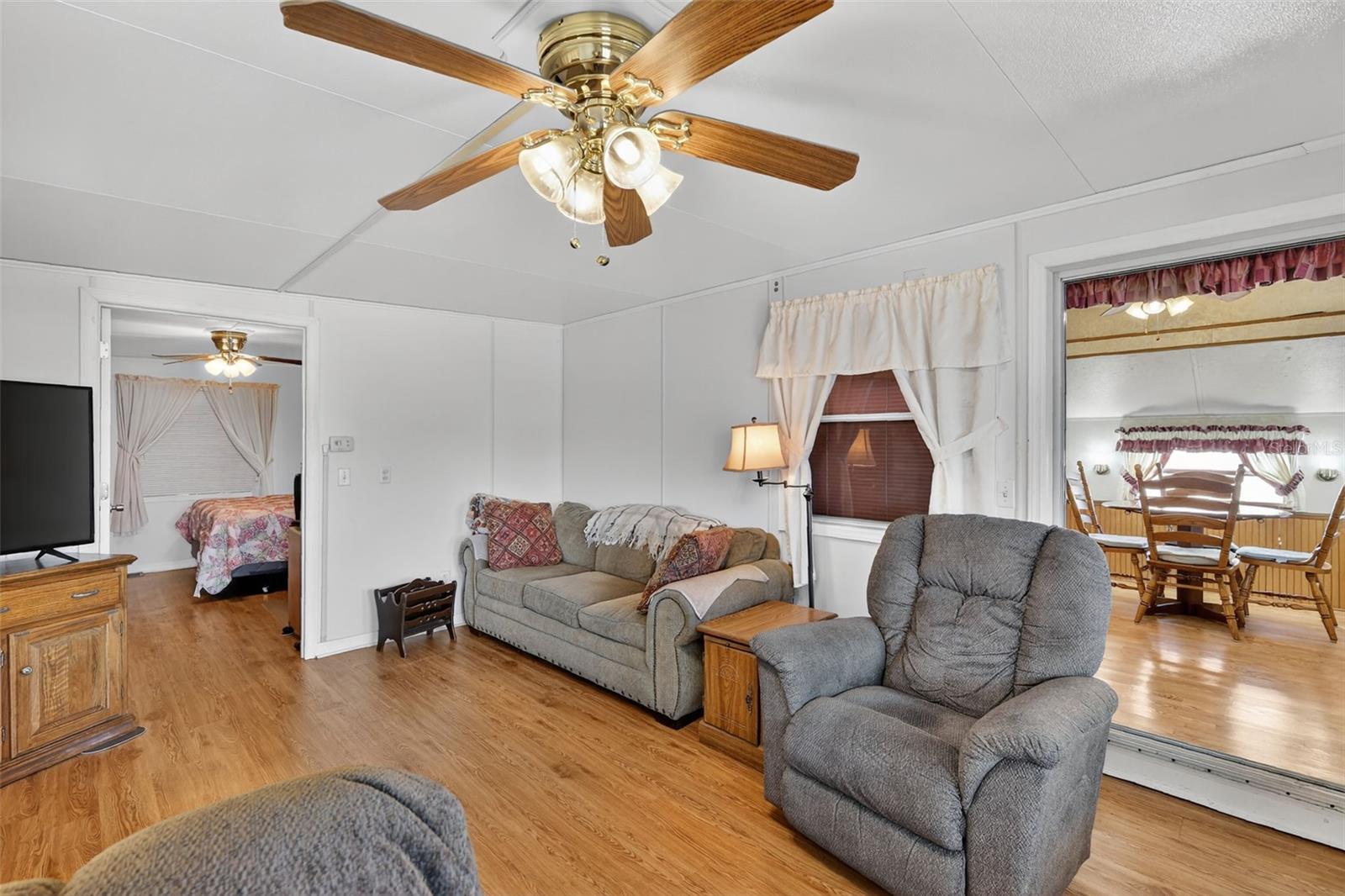 HERE & THERE PALM SHORES RV RESORT - Residential