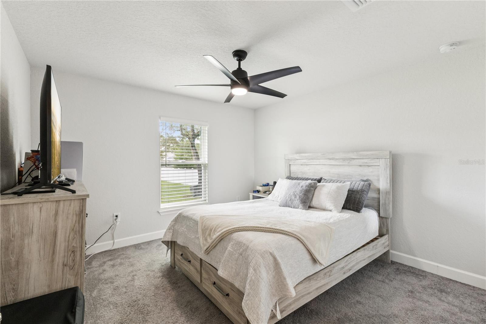 ROYAL HIGHLANDS - Residential