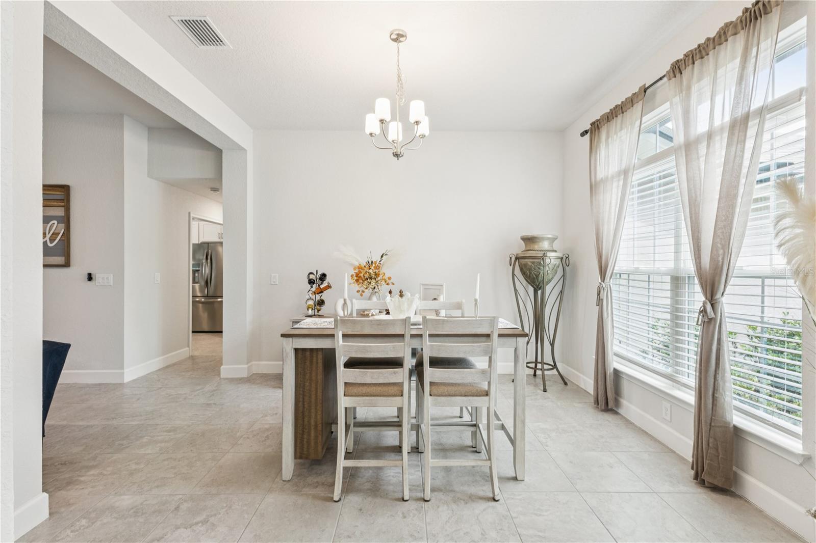 ROYAL HIGHLANDS - Residential