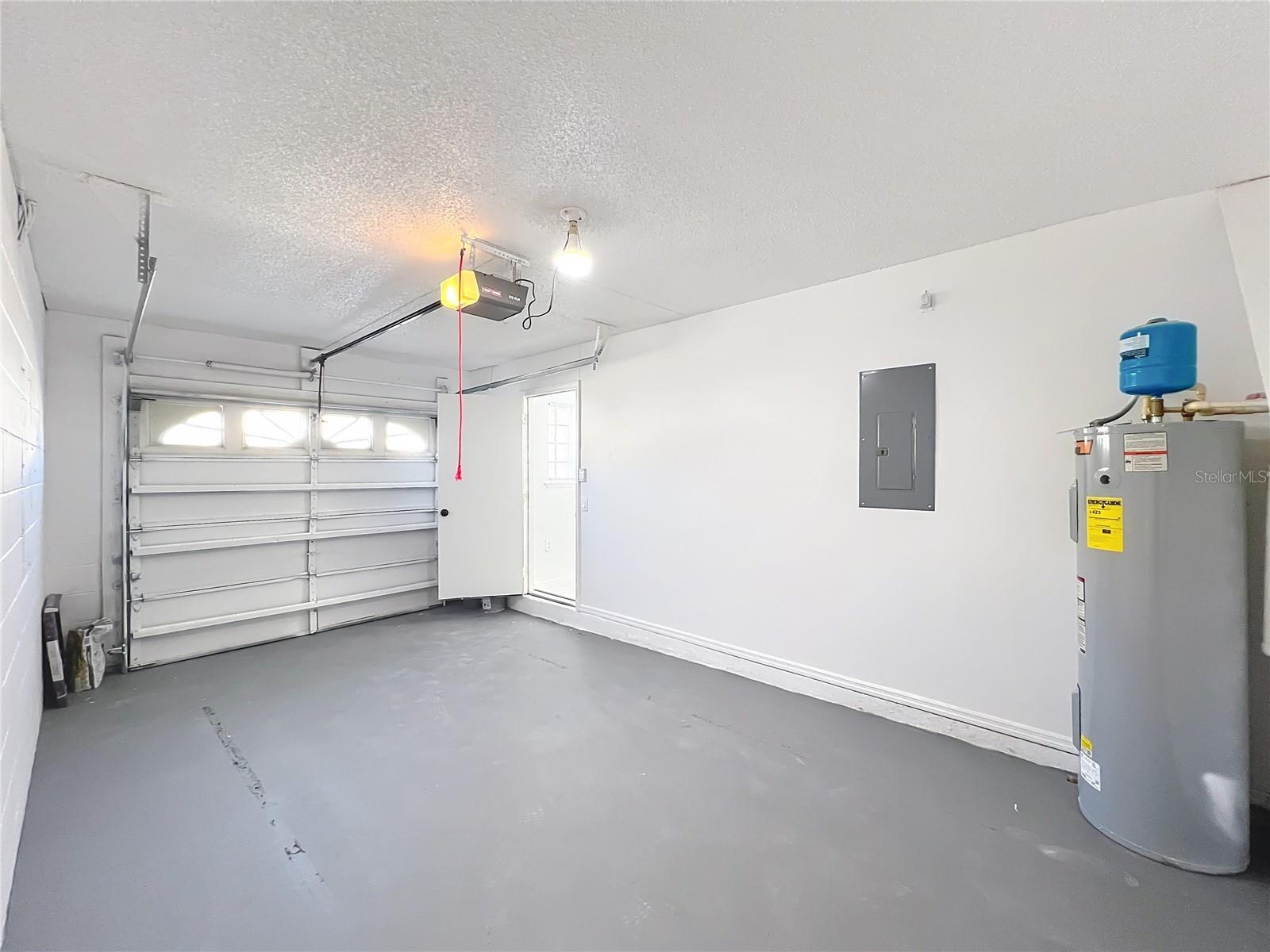 SANDPOINT AT MEADOW WOODS - Residential