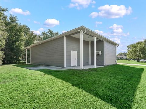 Tiny photo for 13945 SE 156th Lane, Weirsdale, FL 32195 (MLS # G5106087)