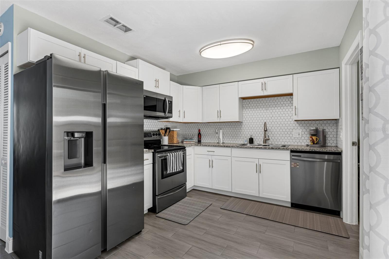 WYCOFF PARK - Residential