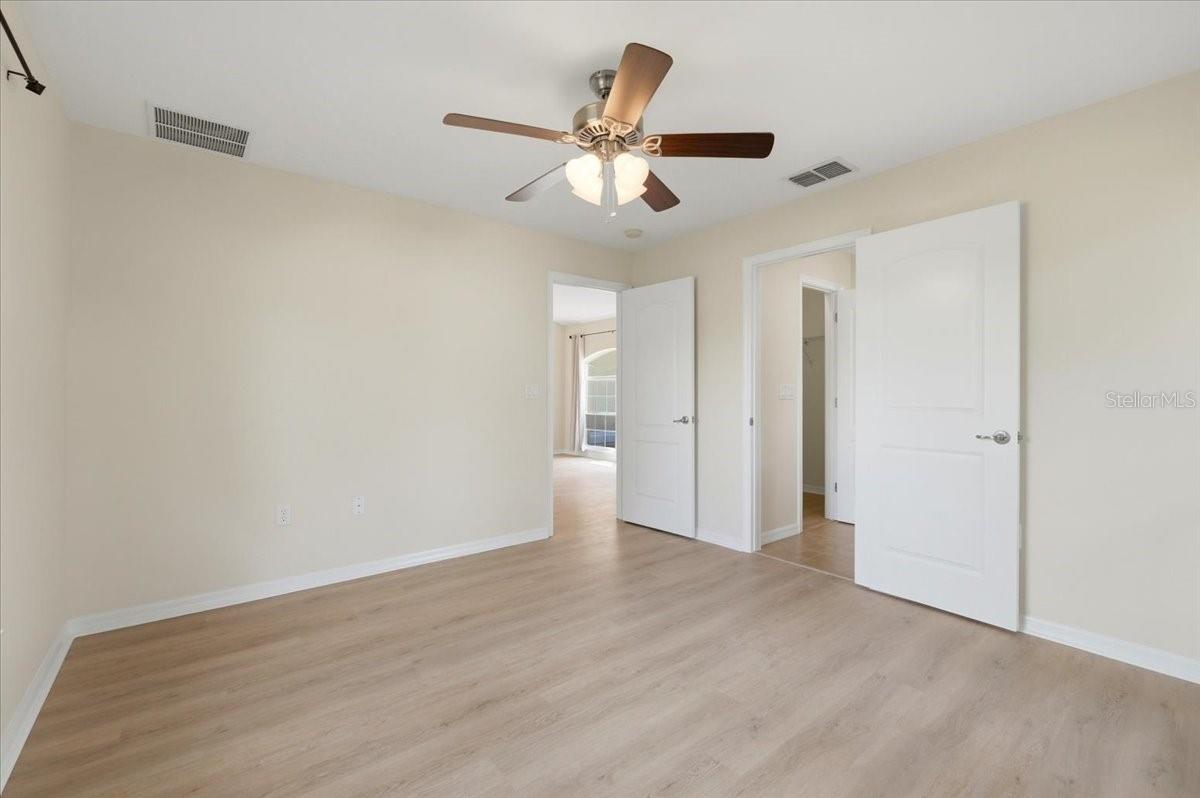 WILLIAMSBURG ESTS - Residential