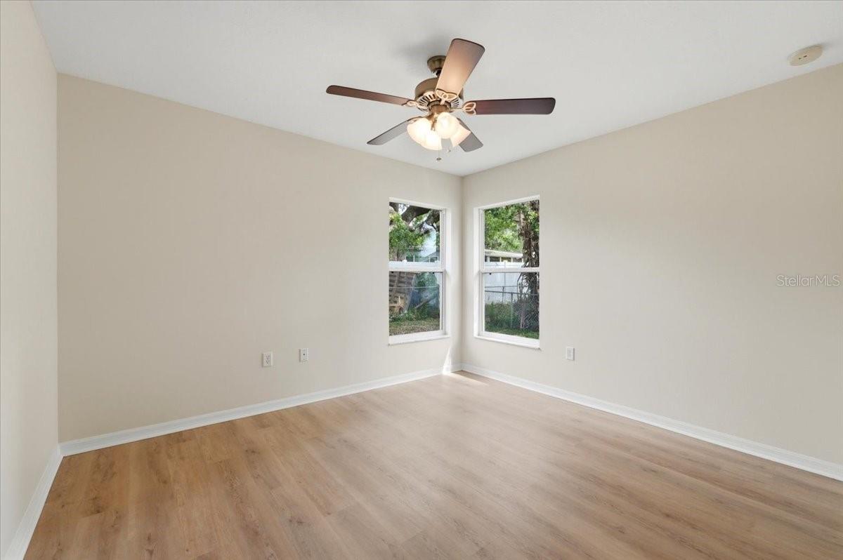 WILLIAMSBURG ESTS - Residential