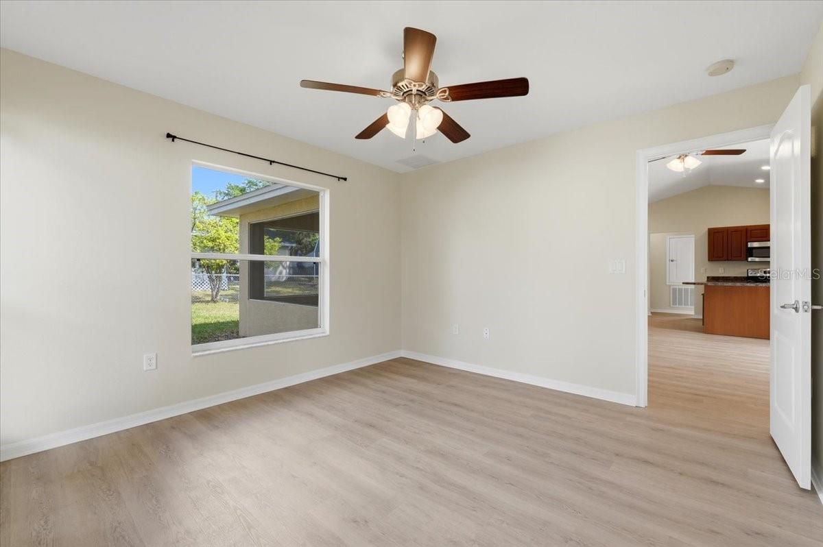 WILLIAMSBURG ESTS - Residential