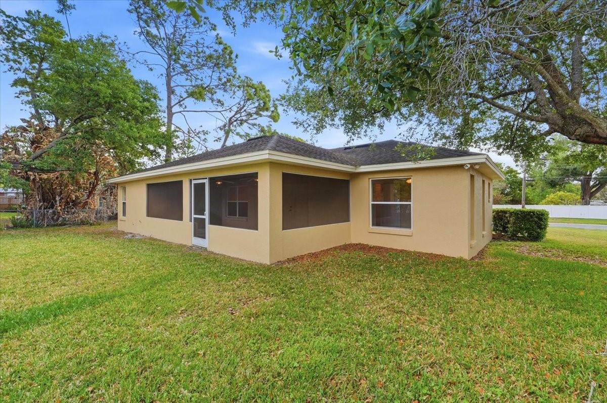 WILLIAMSBURG ESTS - Residential