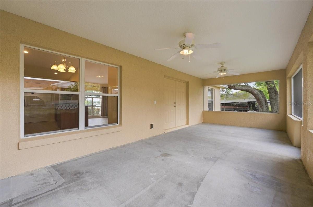 WILLIAMSBURG ESTS - Residential