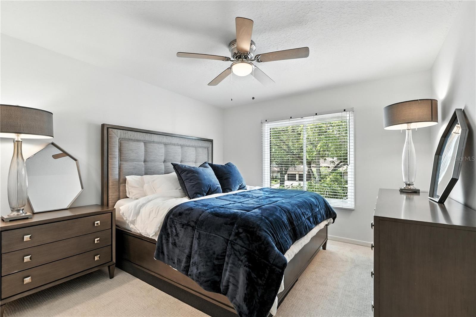 COUNTRY CLUB VILLAS - Residential