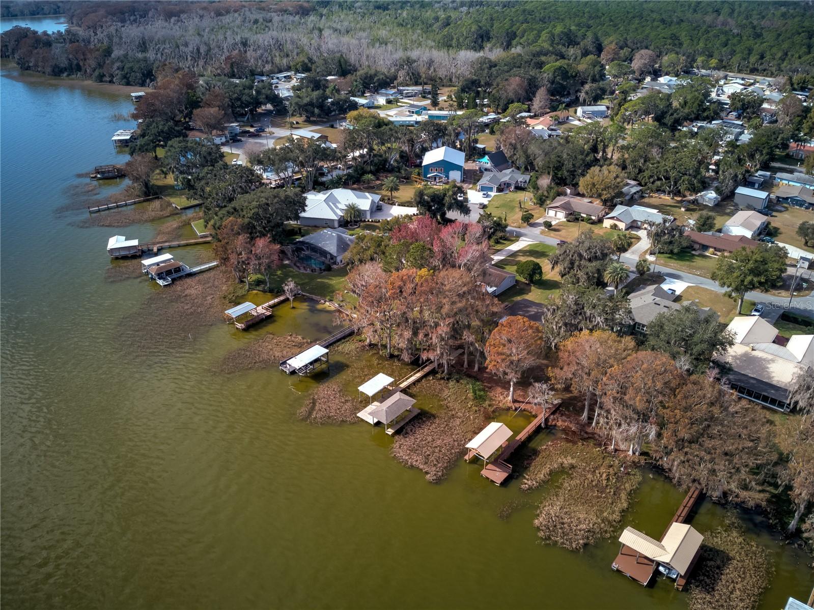 WESTERN SHORES - Residential