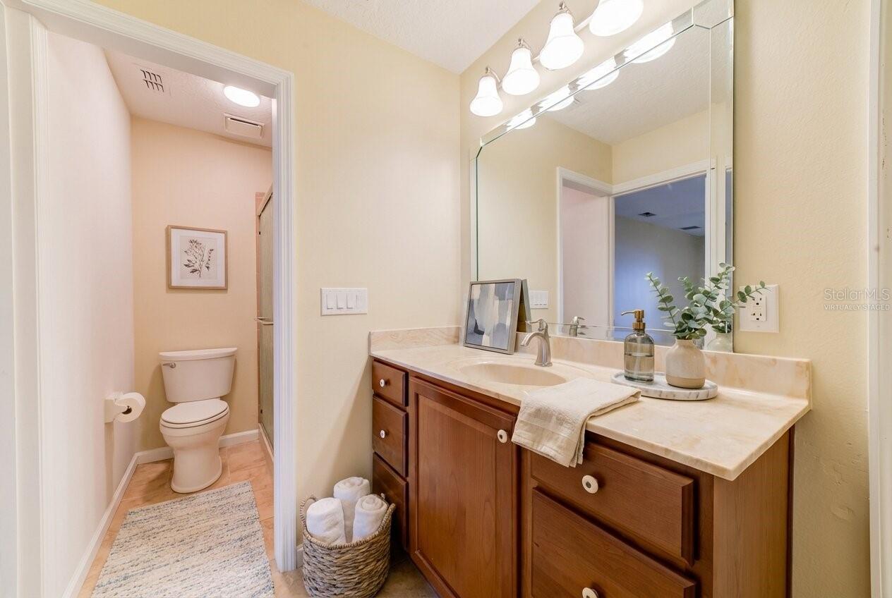 WESTERN SHORES - Residential