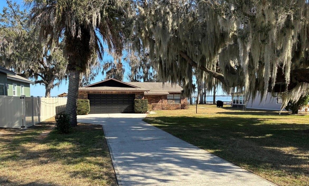 WESTERN SHORES - Residential