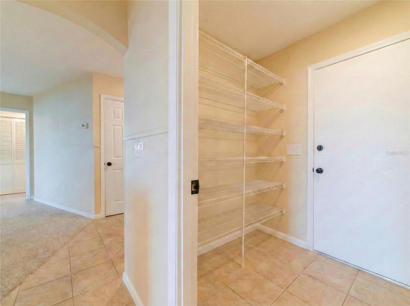 WESTERN SHORES - Residential