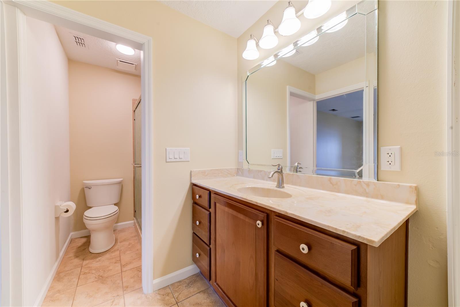 WESTERN SHORES - Residential